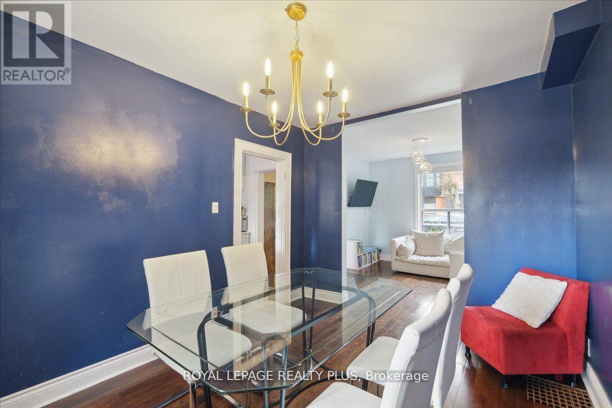 350 Albany Avenue, Toronto, Ontario  M5R 3C9 - Photo 11 - C12699570