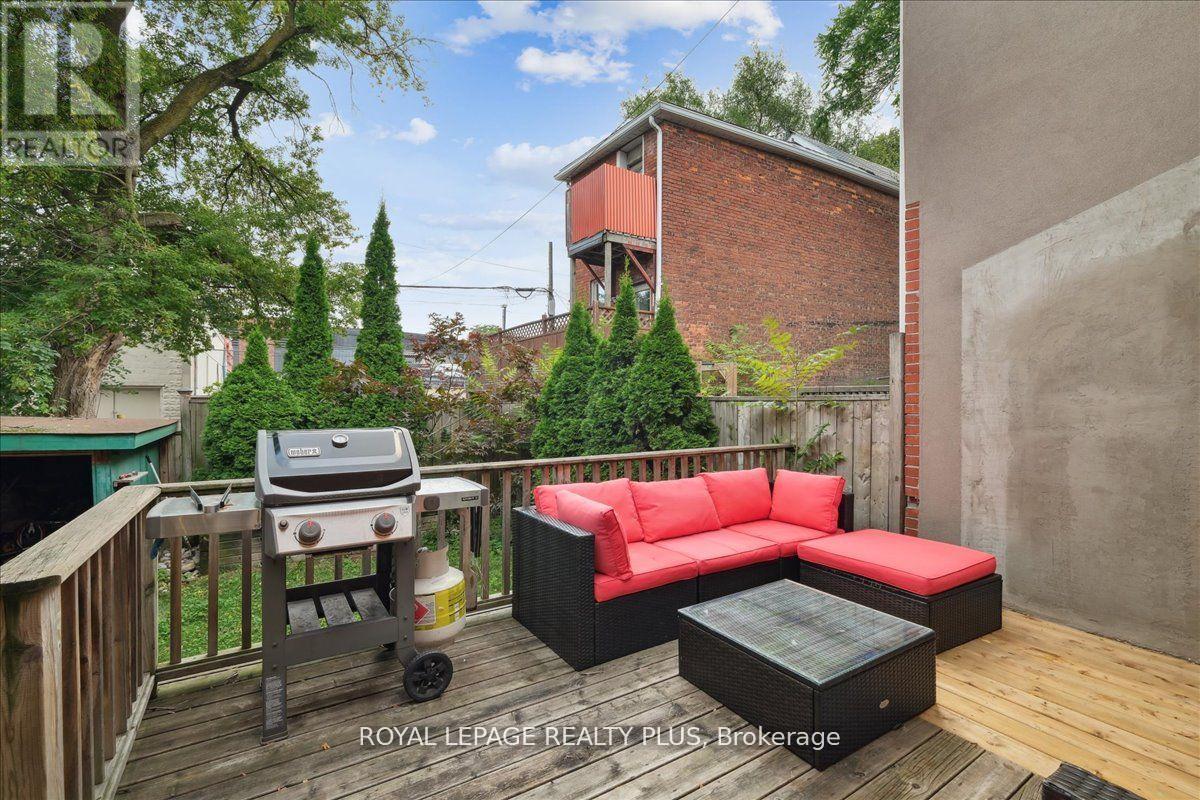 350 Albany Avenue, Toronto, Ontario  M5R 3C9 - Photo 30 - C12699570