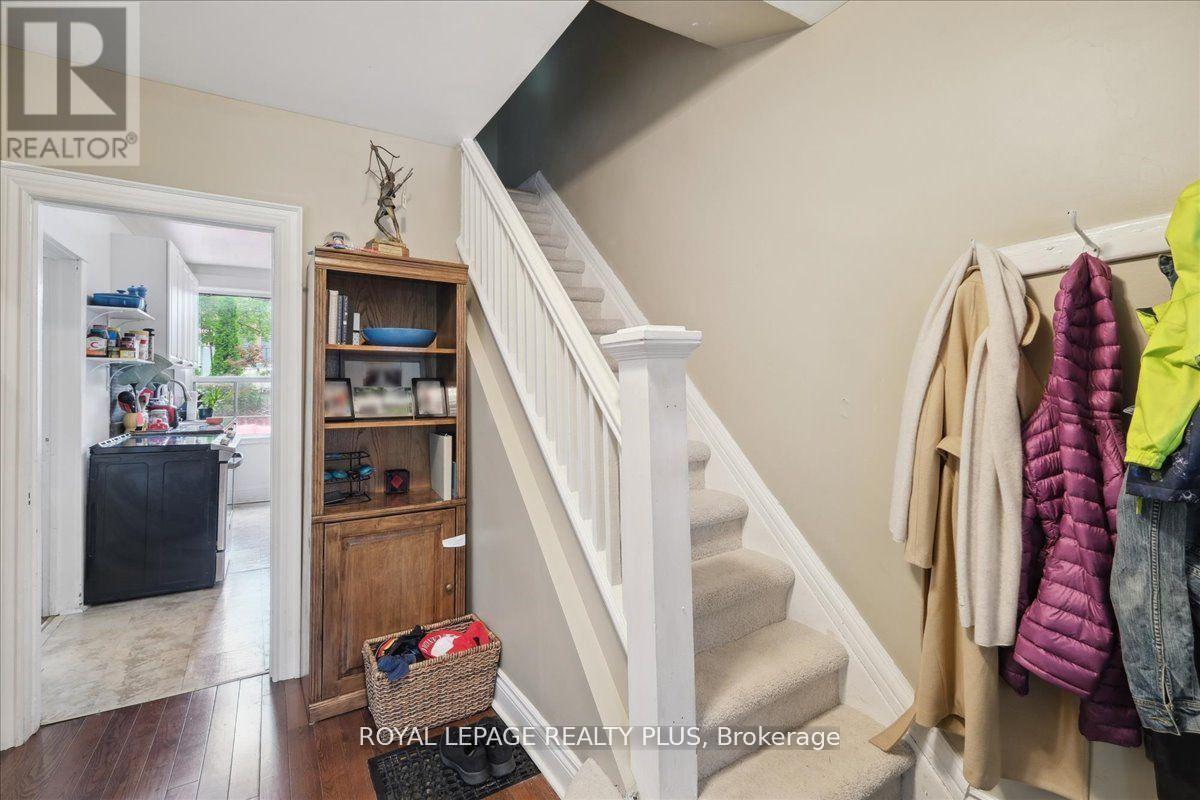 350 Albany Avenue, Toronto, Ontario  M5R 3C9 - Photo 4 - C12699570