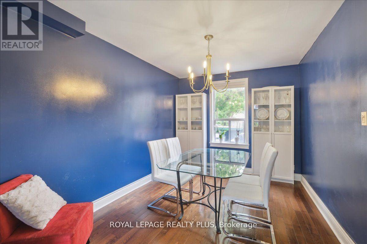 350 Albany Avenue, Toronto, Ontario  M5R 3C9 - Photo 9 - C12699570