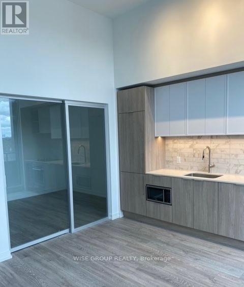 1003 - 2020 Bathurst Street, Toronto, Ontario  M5P 0A6 - Photo 3 - C12699744