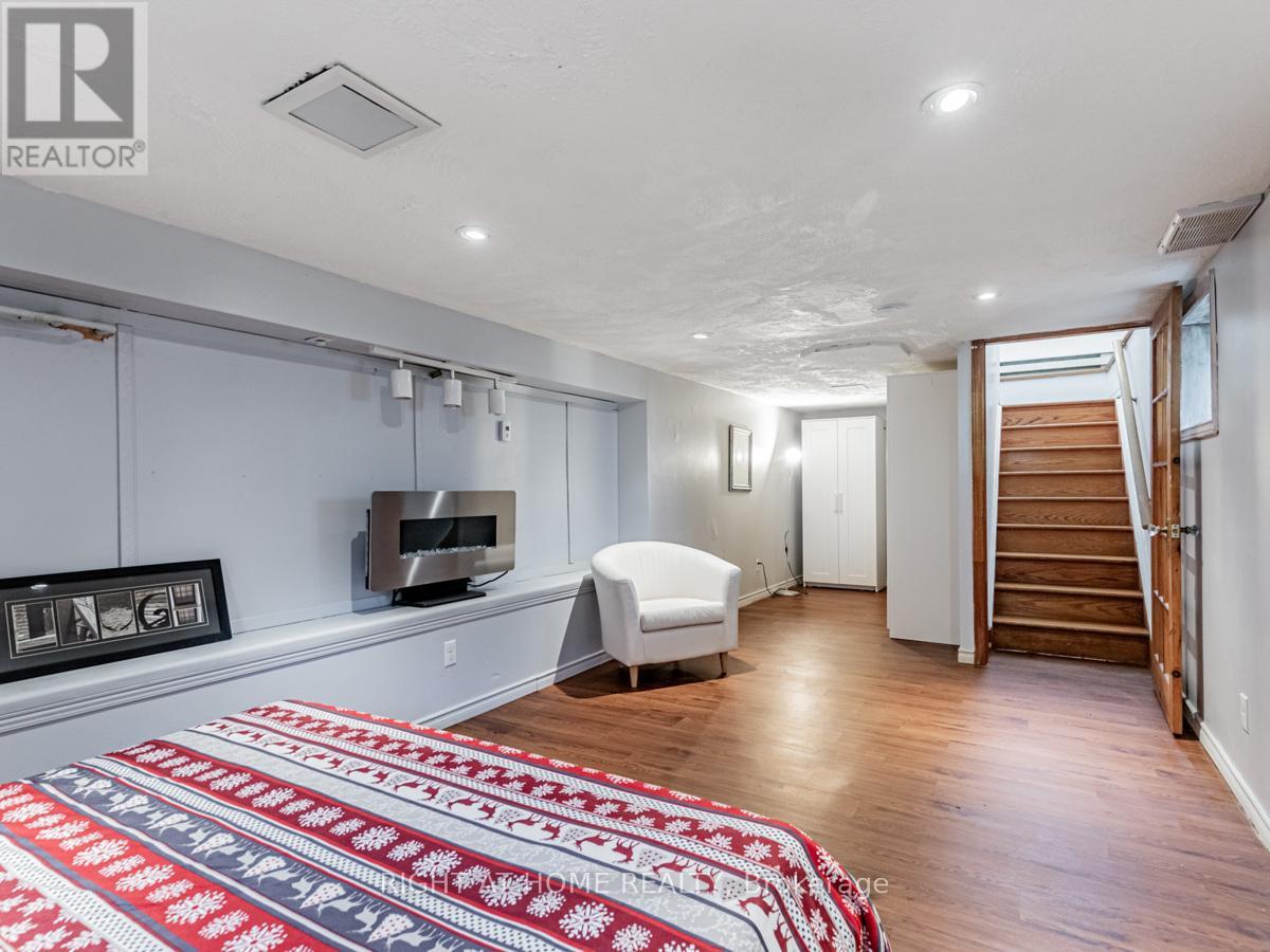 110a Harewood Avenue, Toronto, Ontario  M1M 2R5 - Photo 12 - E12699506