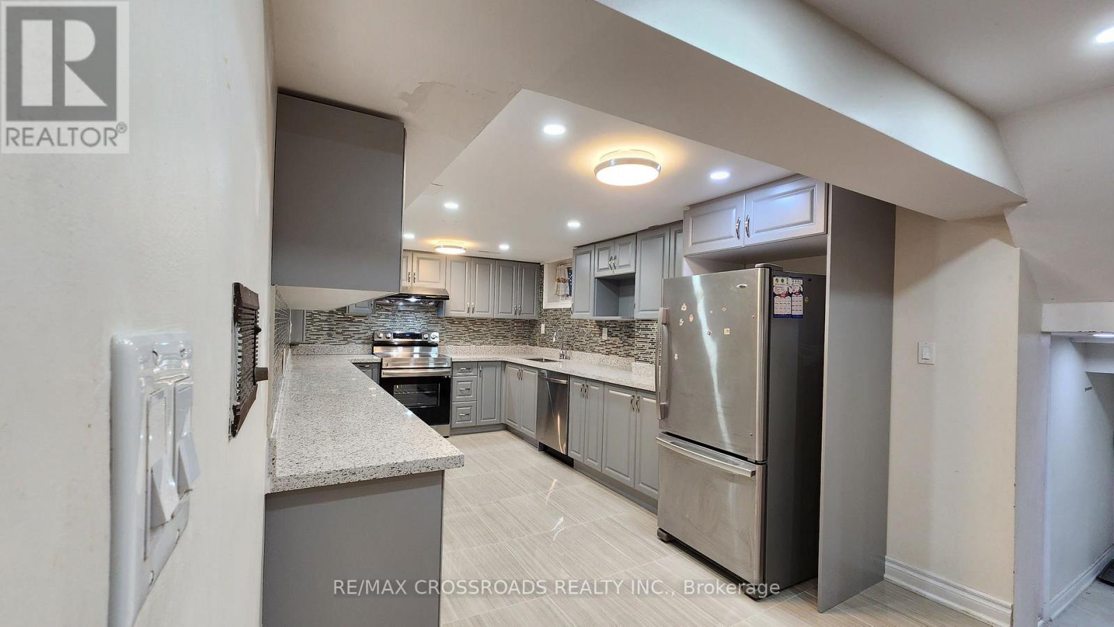 Bsmt - 20 Massie Street, Toronto, Ontario  M1S 3Z6 - Photo 13 - E12699612