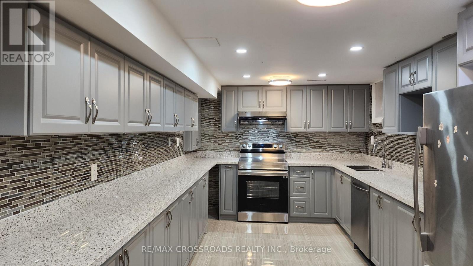 Bsmt - 20 Massie Street, Toronto, Ontario  M1S 3Z6 - Photo 15 - E12699612