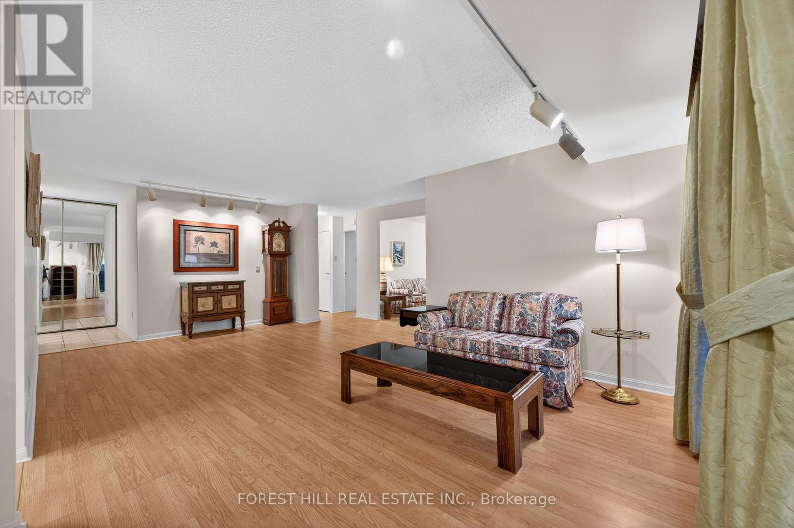 504 - 40 Chichester Place, Toronto, Ontario  M1T 3R6 - Photo 4 - E12699650