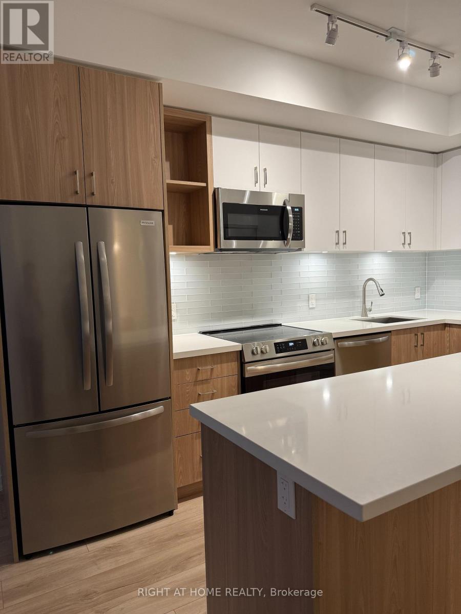 242 - 333 Sunseeker Avenue, Innisfil, Ontario  L9R 0R6 - Photo 4 - N12699454