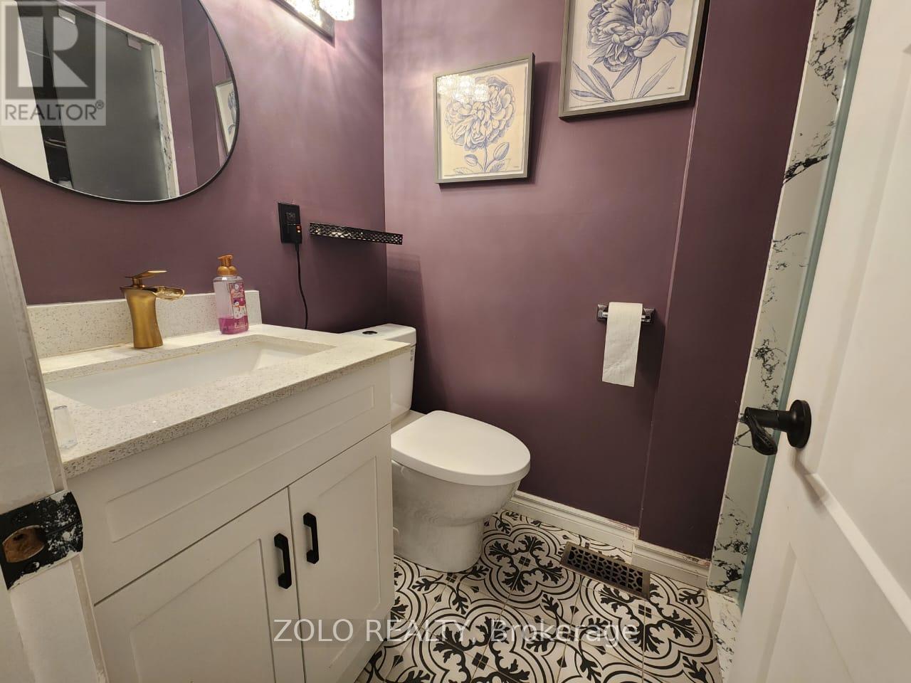 Main Floor - 5 Cabot Court, Aurora, Ontario  L4G 2Y9 - Photo 14 - N12699596