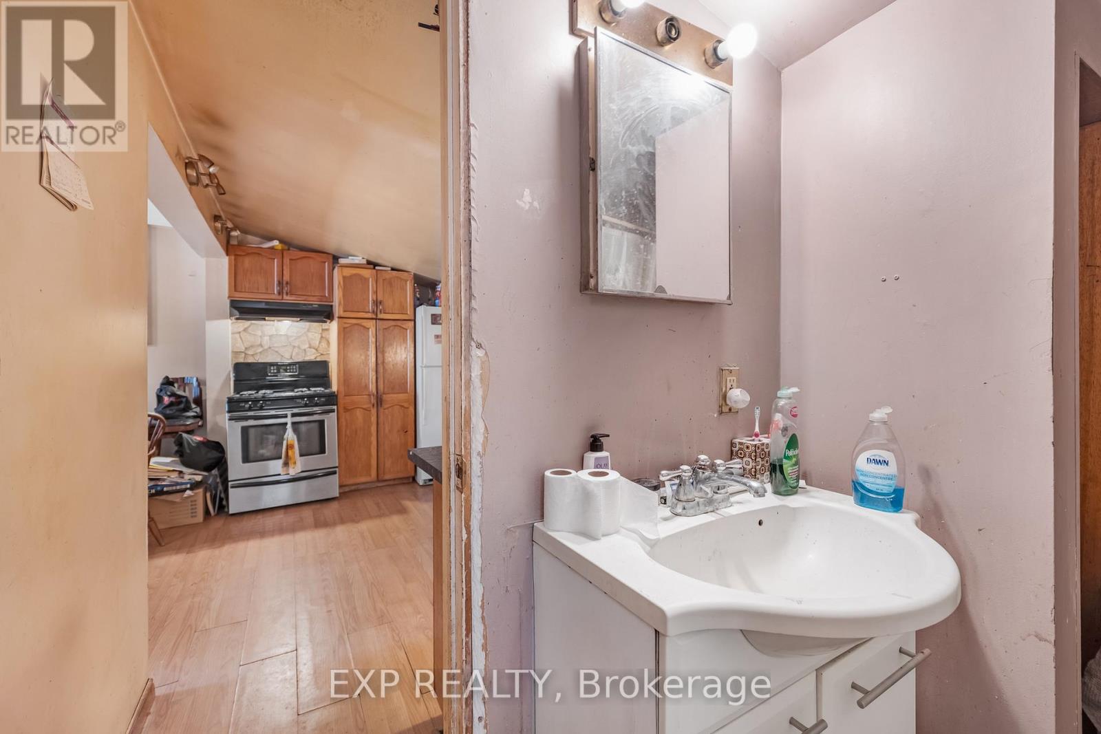 765 Sedore Avenue, Georgina, Ontario  L0E 1S0 - Photo 10 - N12699662