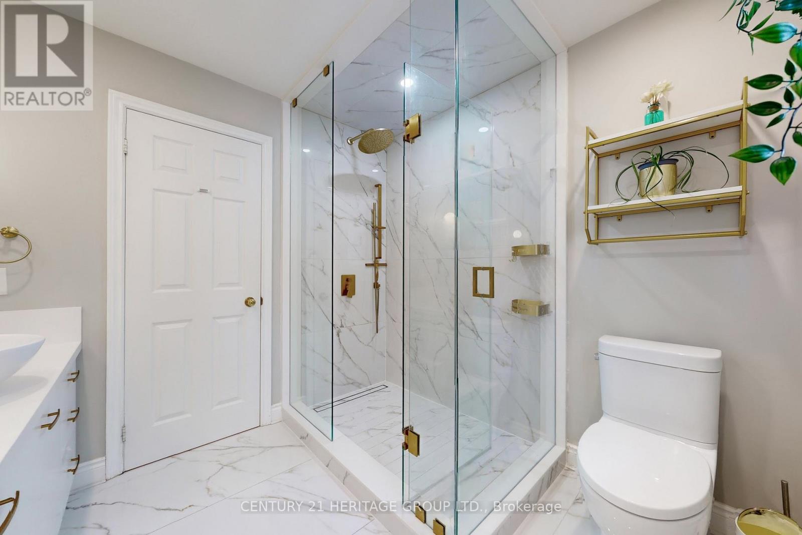 335 Fern Avenue, Richmond Hill, Ontario  L4C 8P6 - Photo 29 - N12699734