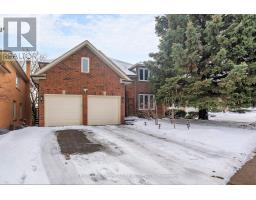 335 FERN AVENUE, Richmond Hill, Ontario