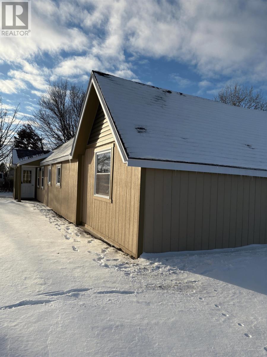 3933 Fort Augustus Road, Fort Augustus, Prince Edward Island  C0A 1T0 - Photo 2 - 202600864