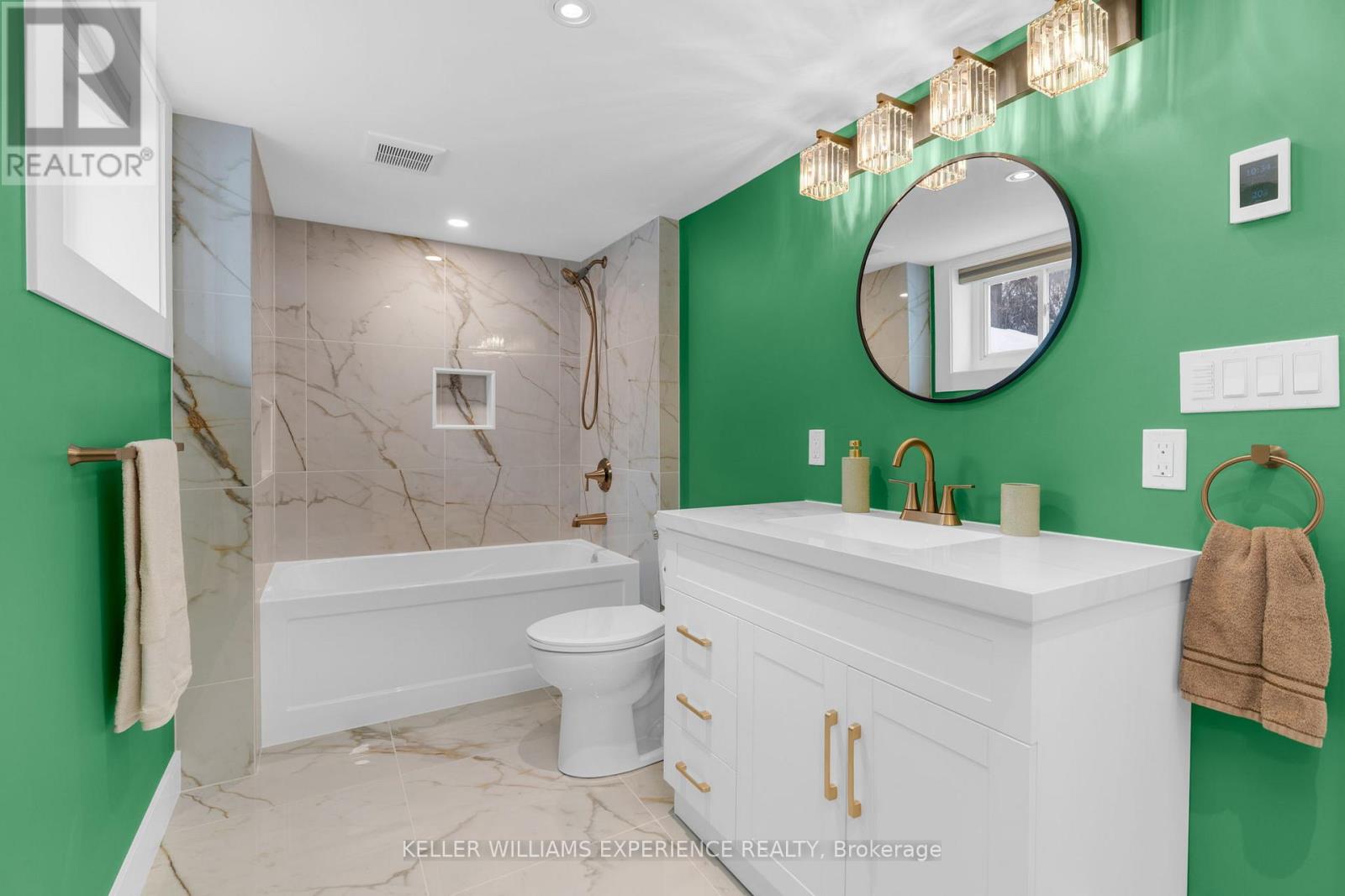 51 Fittons Road E, Orillia, Ontario  L3V 2J2 - Photo 13 - S12699616