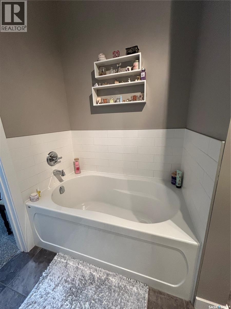 2030 Nicholson Road, Estevan, Saskatchewan  S4A 2Y3 - Photo 22 - SK026877