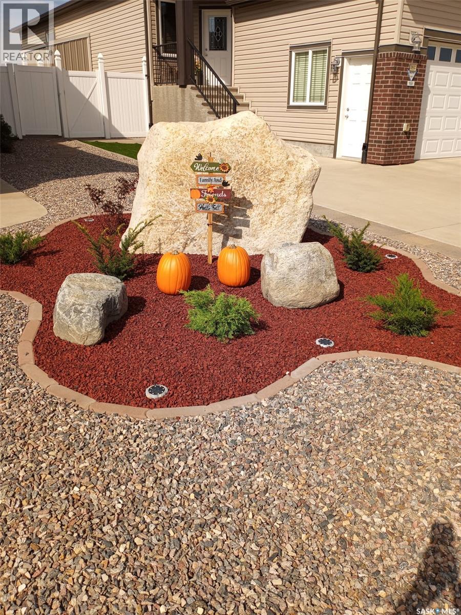 2030 Nicholson Road, Estevan, Saskatchewan  S4A 2Y3 - Photo 41 - SK026877