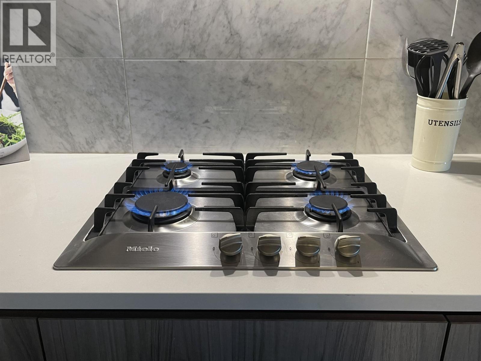 1083 87 Nelson Street, Vancouver, British Columbia  V6Z 0E8 - Photo 8 - R3079621