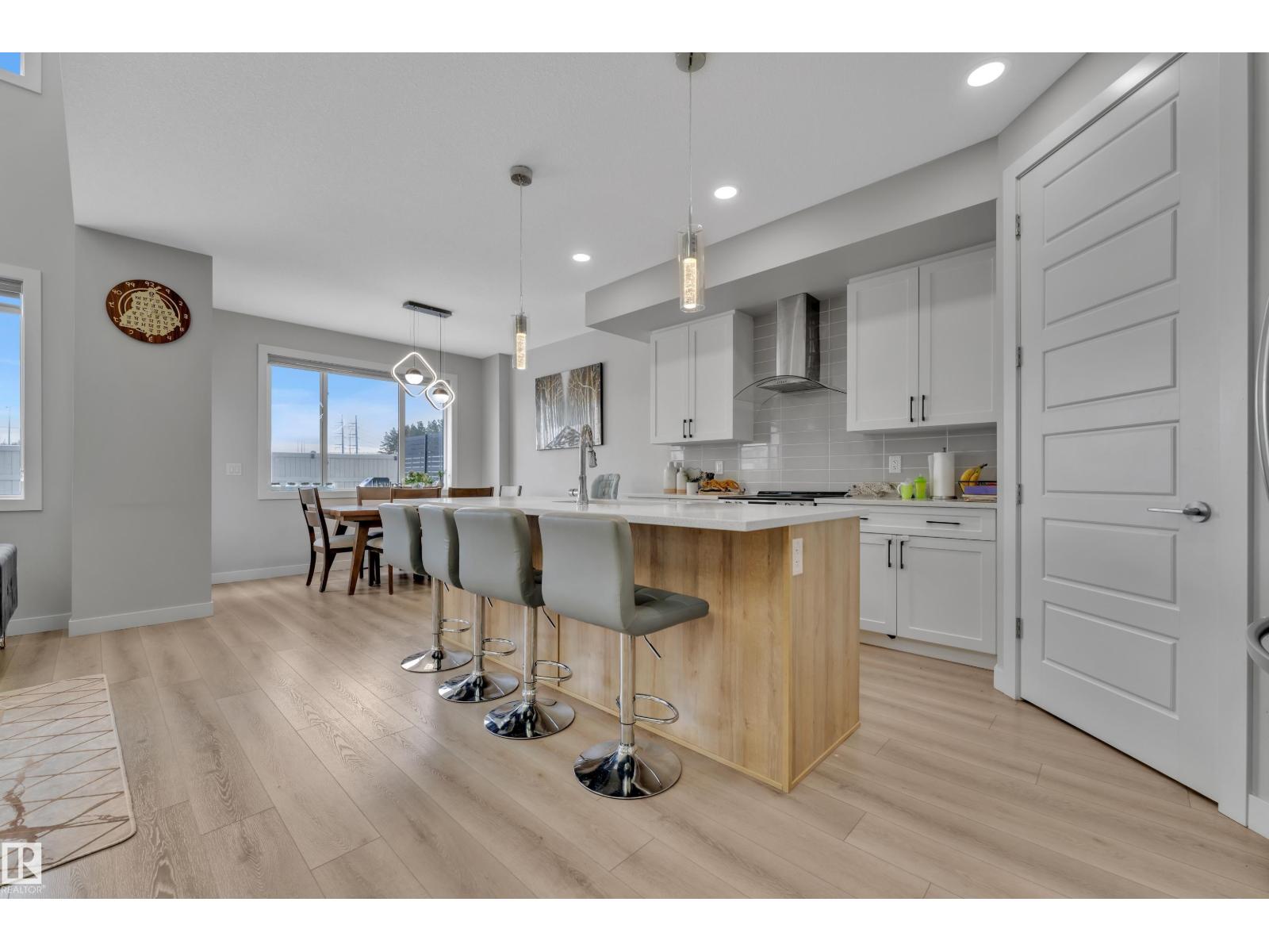 3003 4 St Nw, Edmonton, Alberta  T6T 2V6 - Photo 12 - E4470129