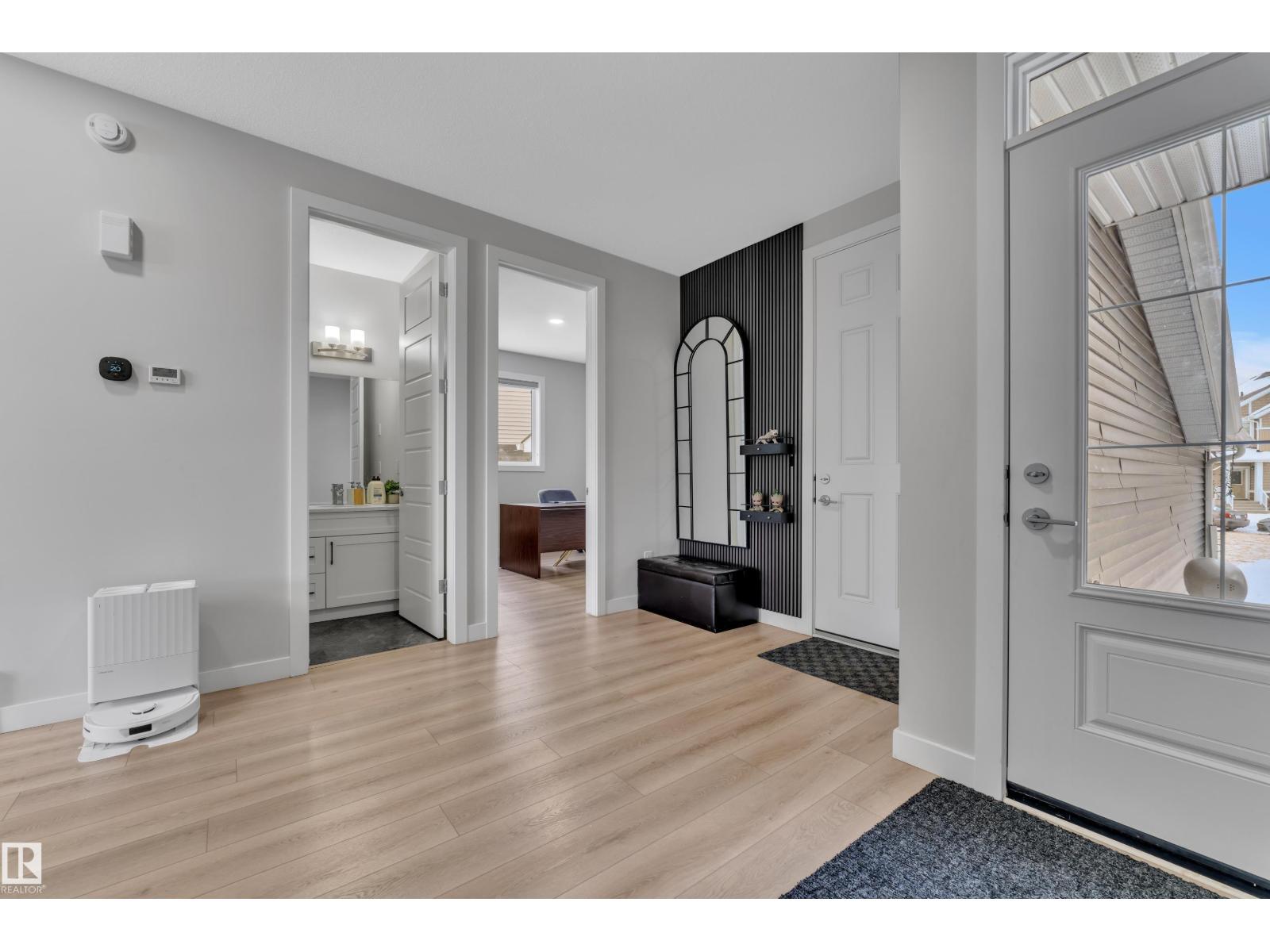 3003 4 St Nw, Edmonton, Alberta  T6T 2V6 - Photo 5 - E4470129