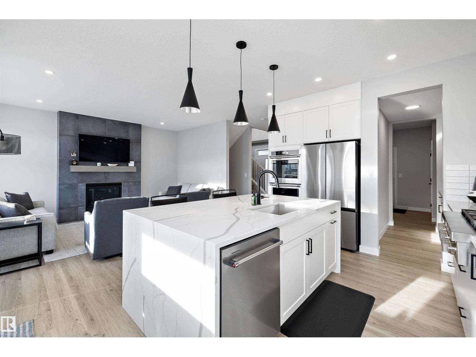 7027 54 Av, Beaumont, Alberta  T4X 2Z9 - Photo 14 - E4470131