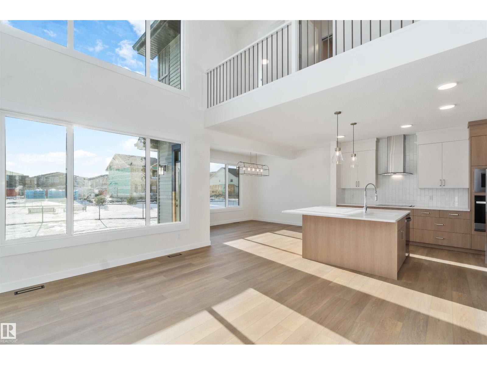 2215 4 Av Sw, Edmonton, Alberta  T6X 3L4 - Photo 19 - E4470133