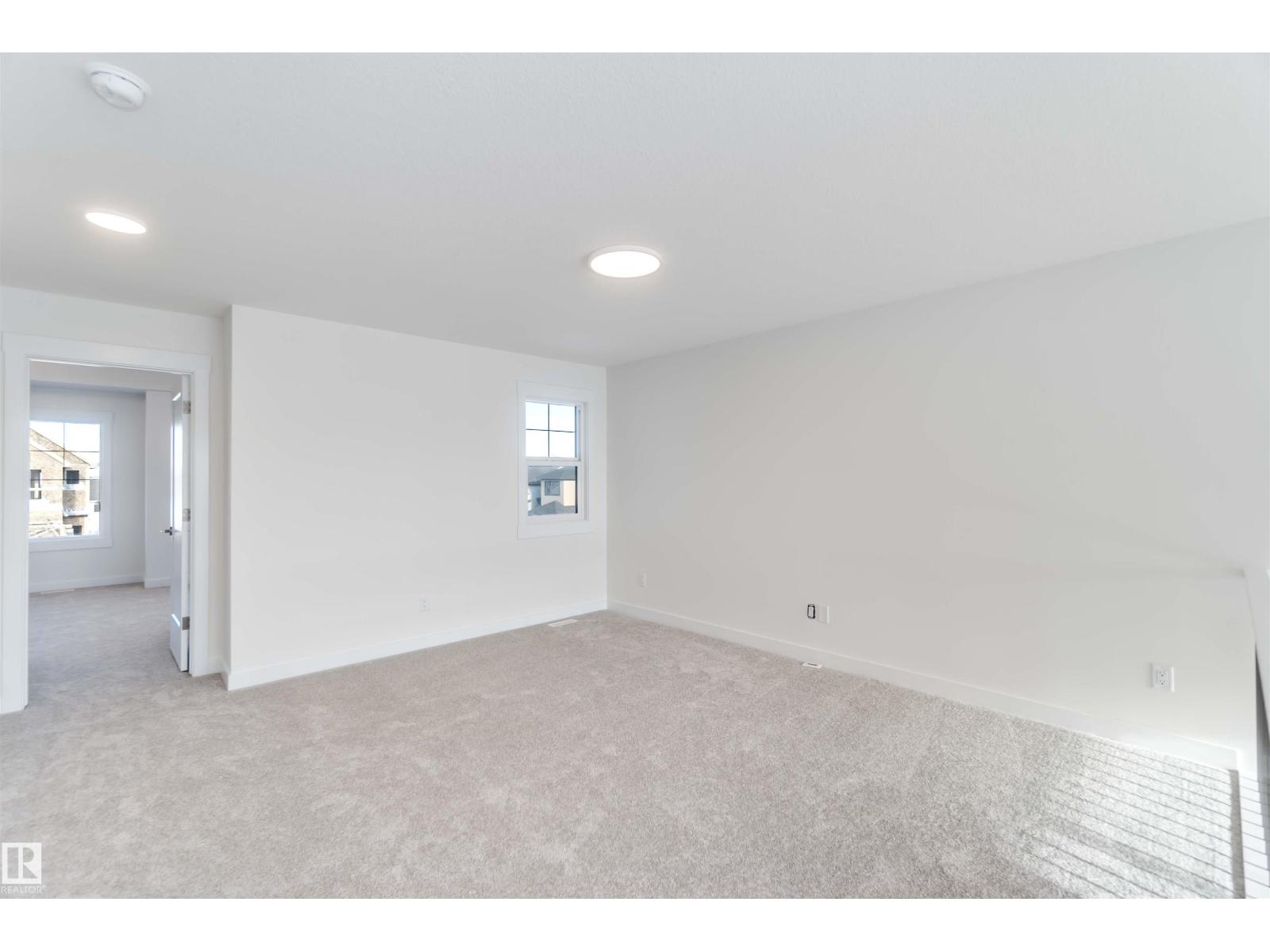 2215 4 Av Sw, Edmonton, Alberta  T6X 3L4 - Photo 25 - E4470133