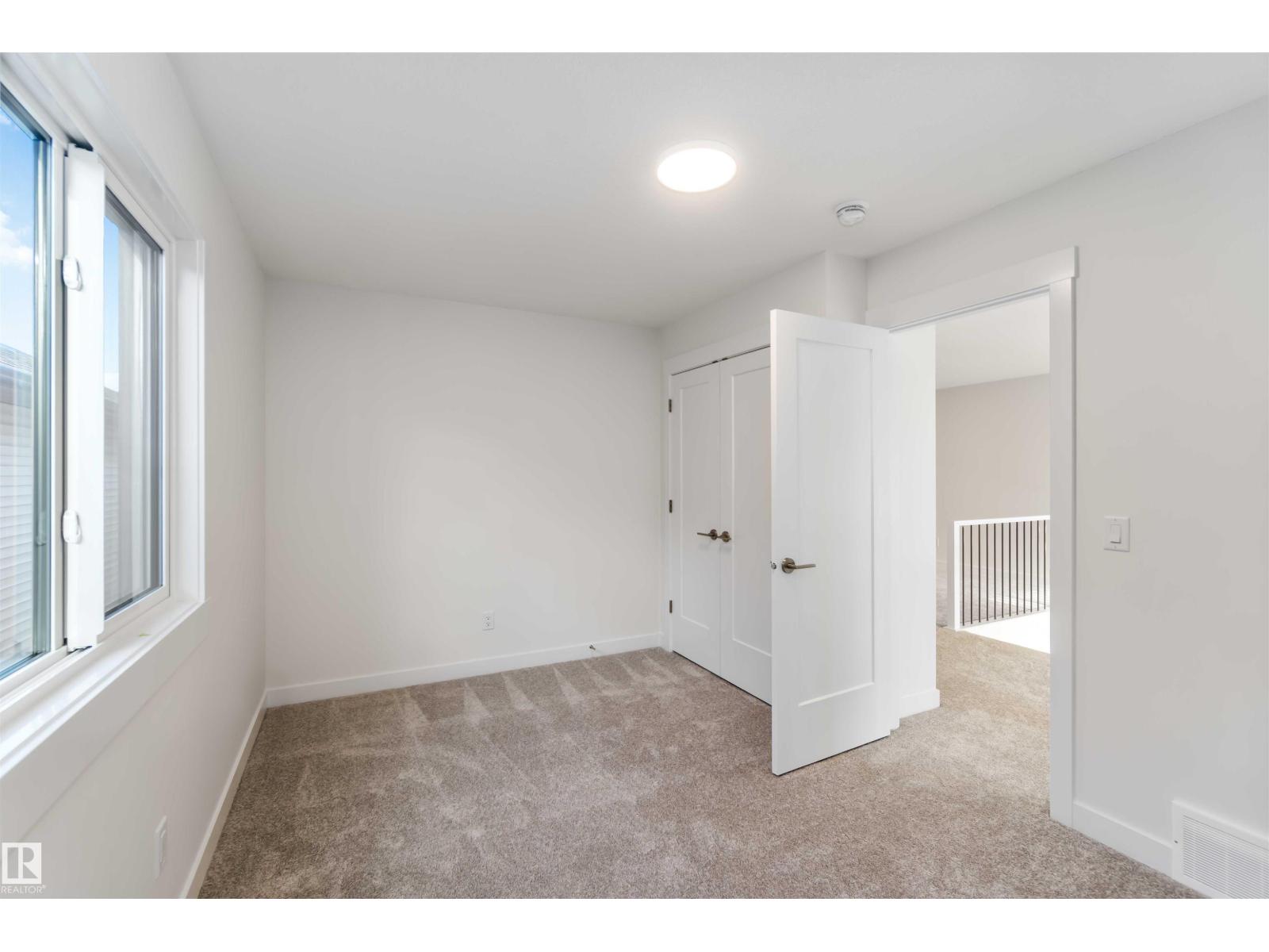 2215 4 Av Sw, Edmonton, Alberta  T6X 3L4 - Photo 30 - E4470133