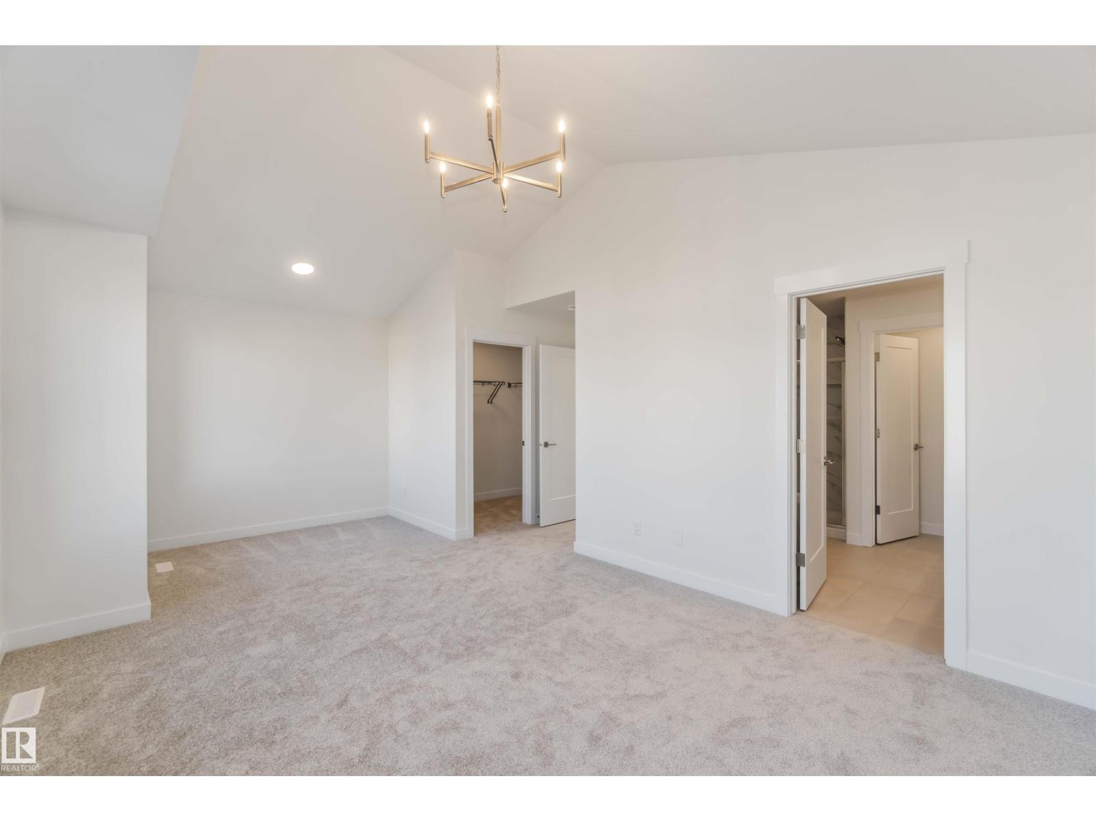 2215 4 Av Sw, Edmonton, Alberta  T6X 3L4 - Photo 32 - E4470133