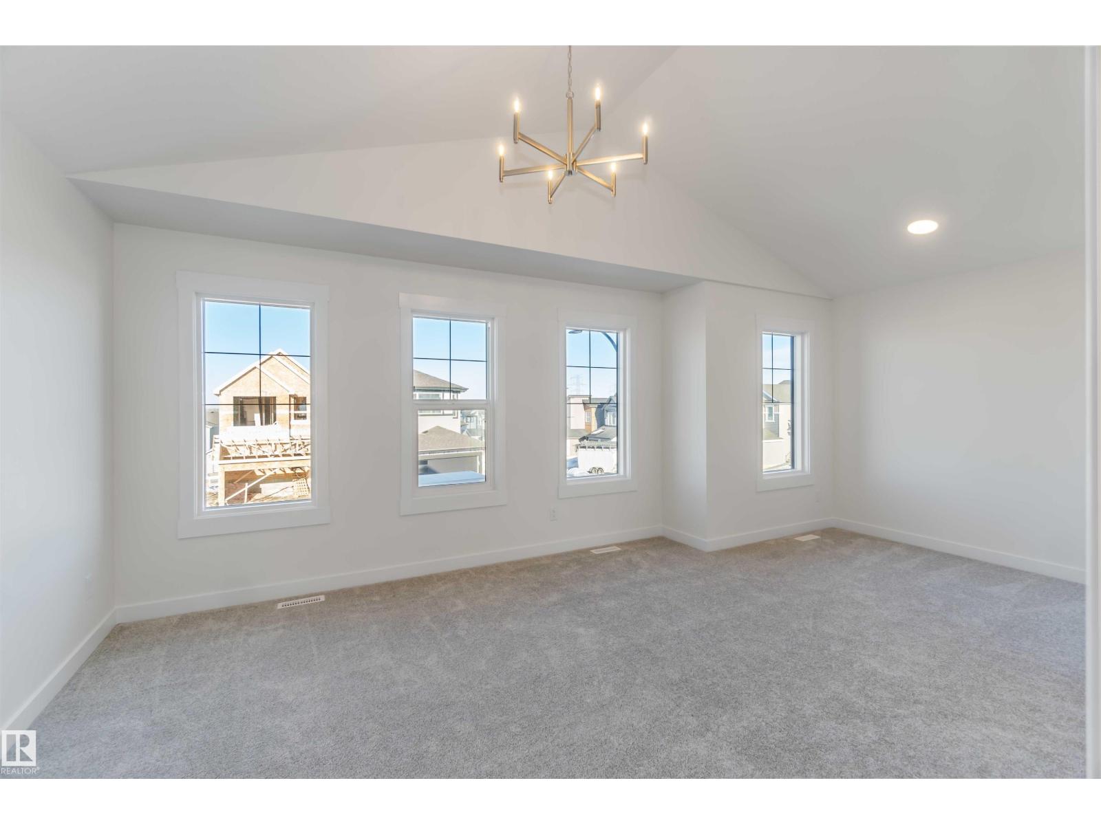 2215 4 Av Sw, Edmonton, Alberta  T6X 3L4 - Photo 33 - E4470133