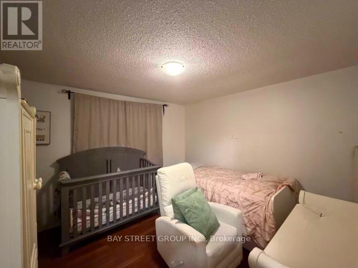 33 Winborne Road, Vaughan (Brownridge), Ontario  L4J 2R8 - Photo 12 - N12632882