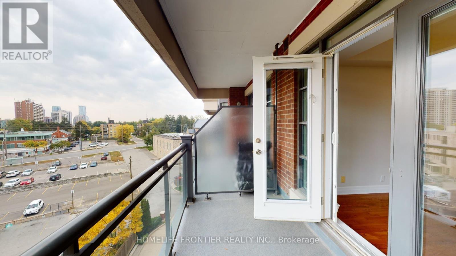 712 - 9 Burnhamthorpe Crescent, Toronto, Ontario  M9A 1G5 - Photo 13 - W12699476
