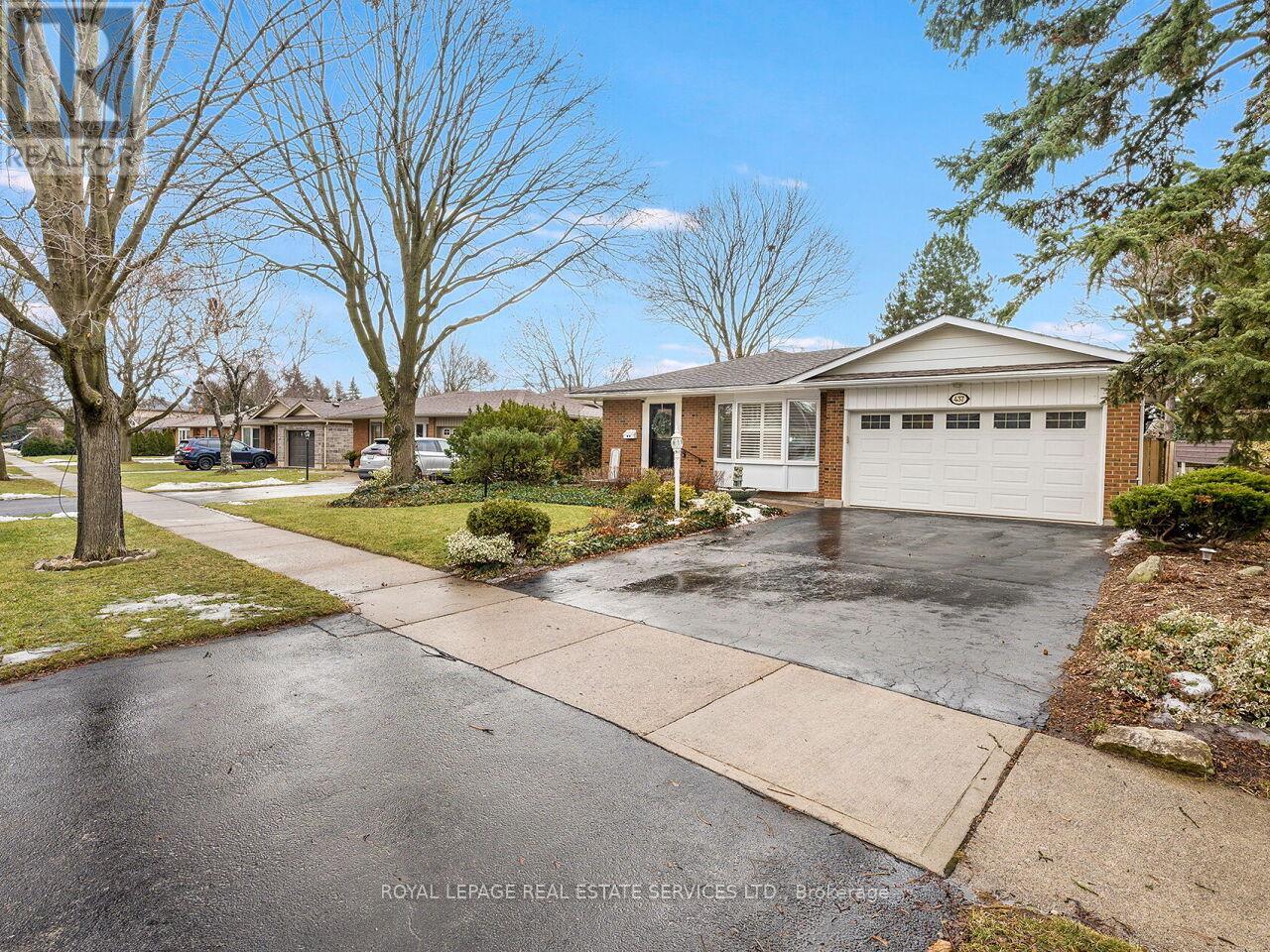 437 Highside Drive, Milton, Ontario  L9T 1W9 - Photo 2 - W12699490