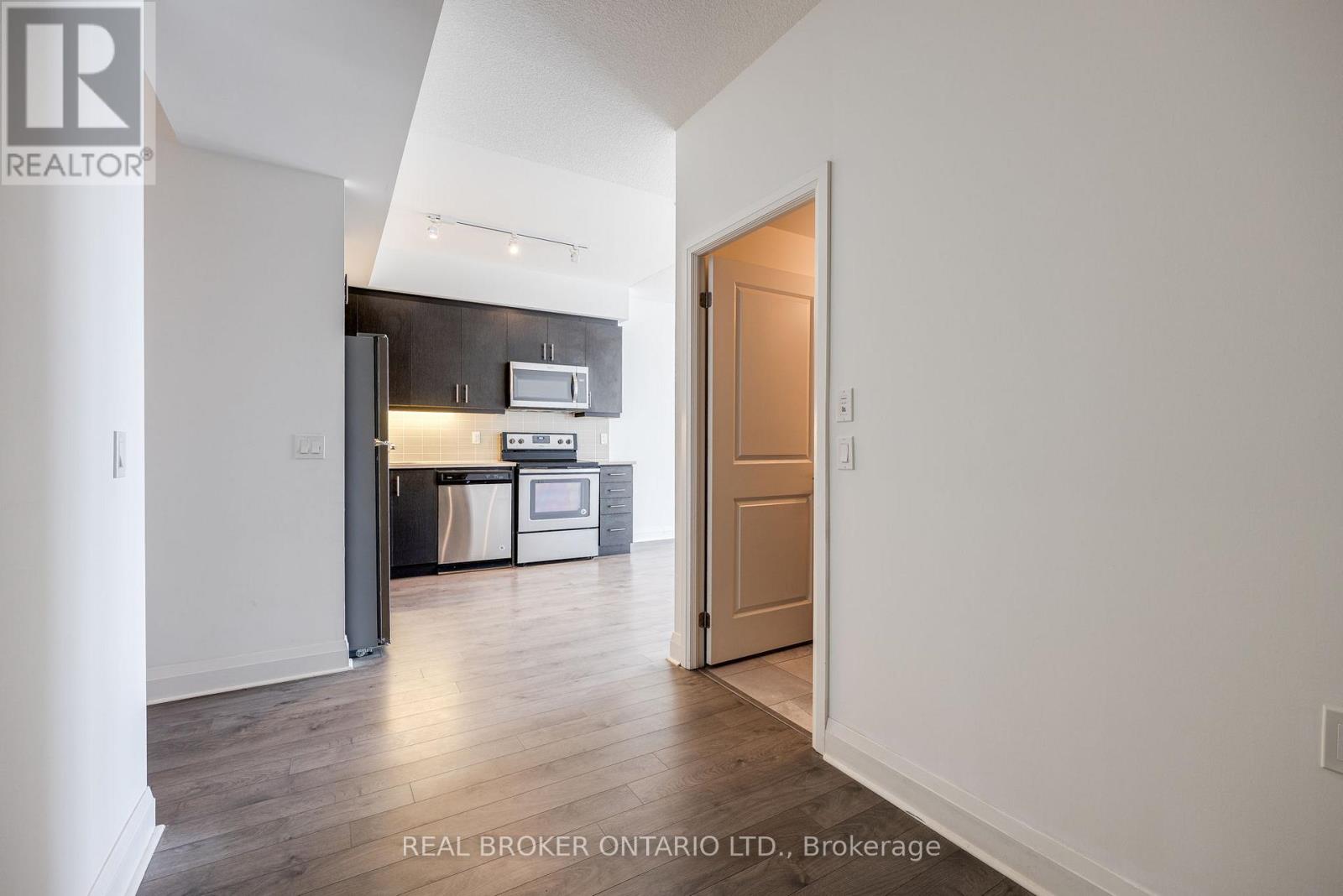 1006 - 15 Zorra Street, Toronto, Ontario  M8Z 0C1 - Photo 10 - W12699518