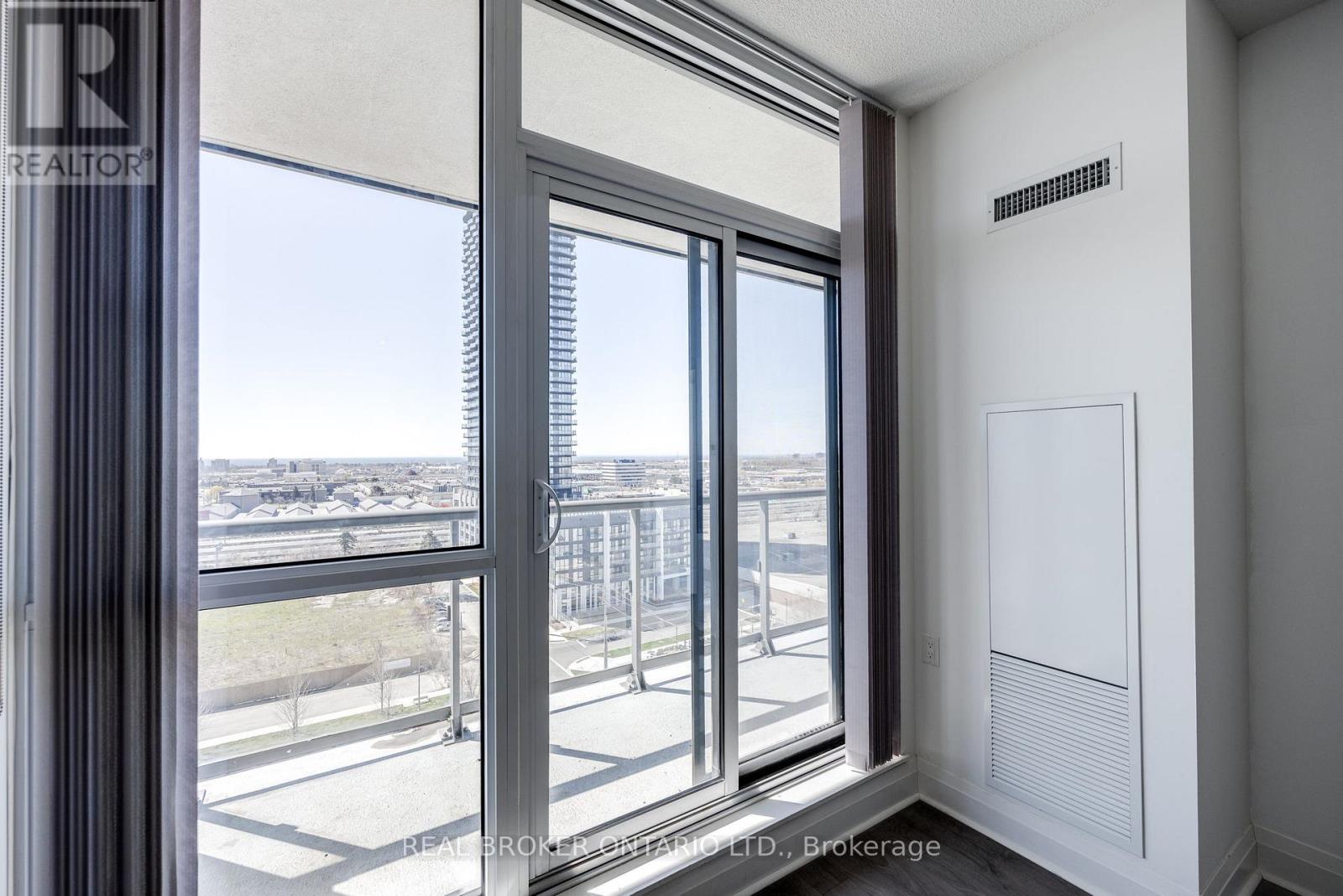 1006 - 15 Zorra Street, Toronto, Ontario  M8Z 0C1 - Photo 7 - W12699518