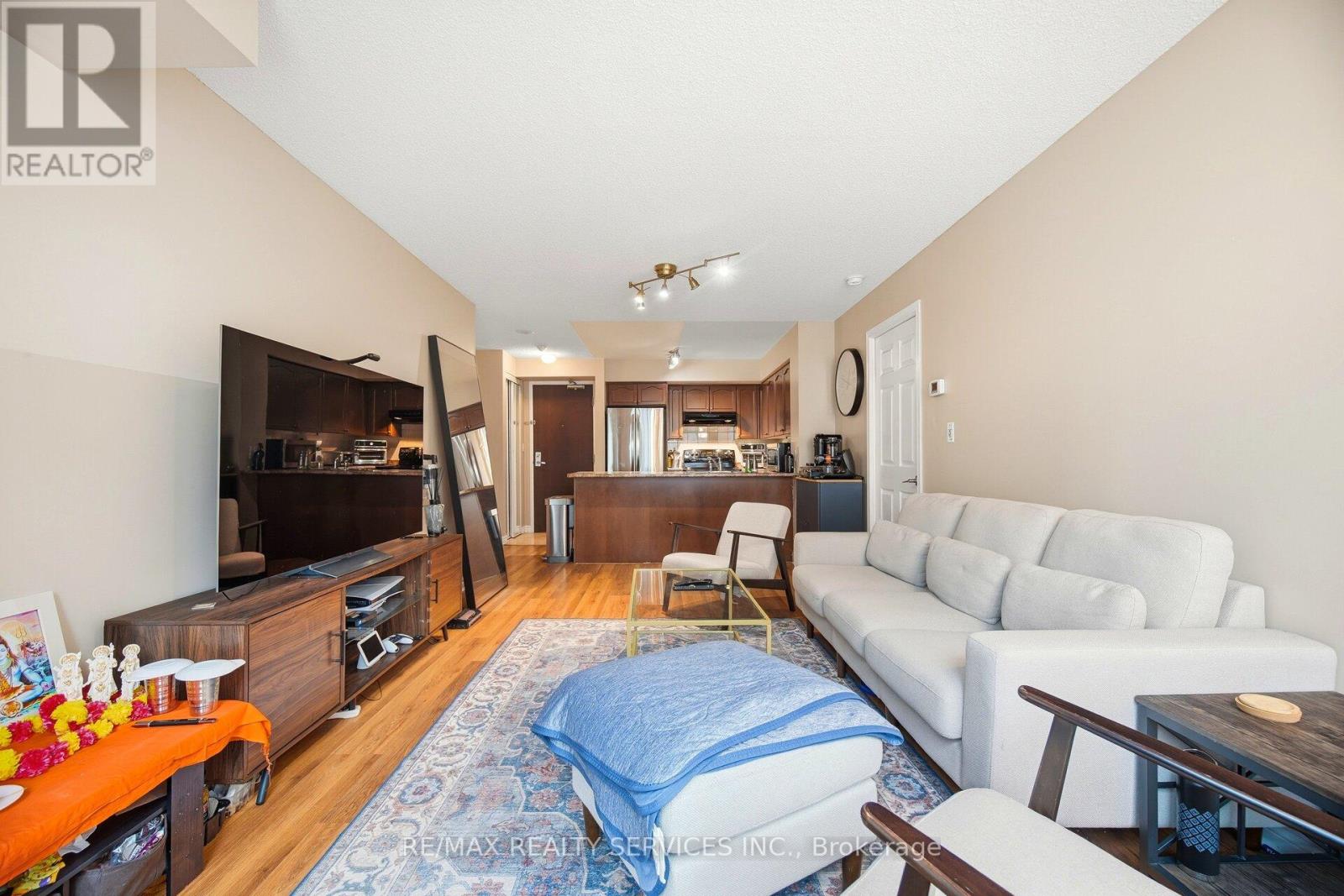 909 - 335 Rathburn Road W, Mississauga, Ontario  L5B 0C8 - Photo 10 - W12699548