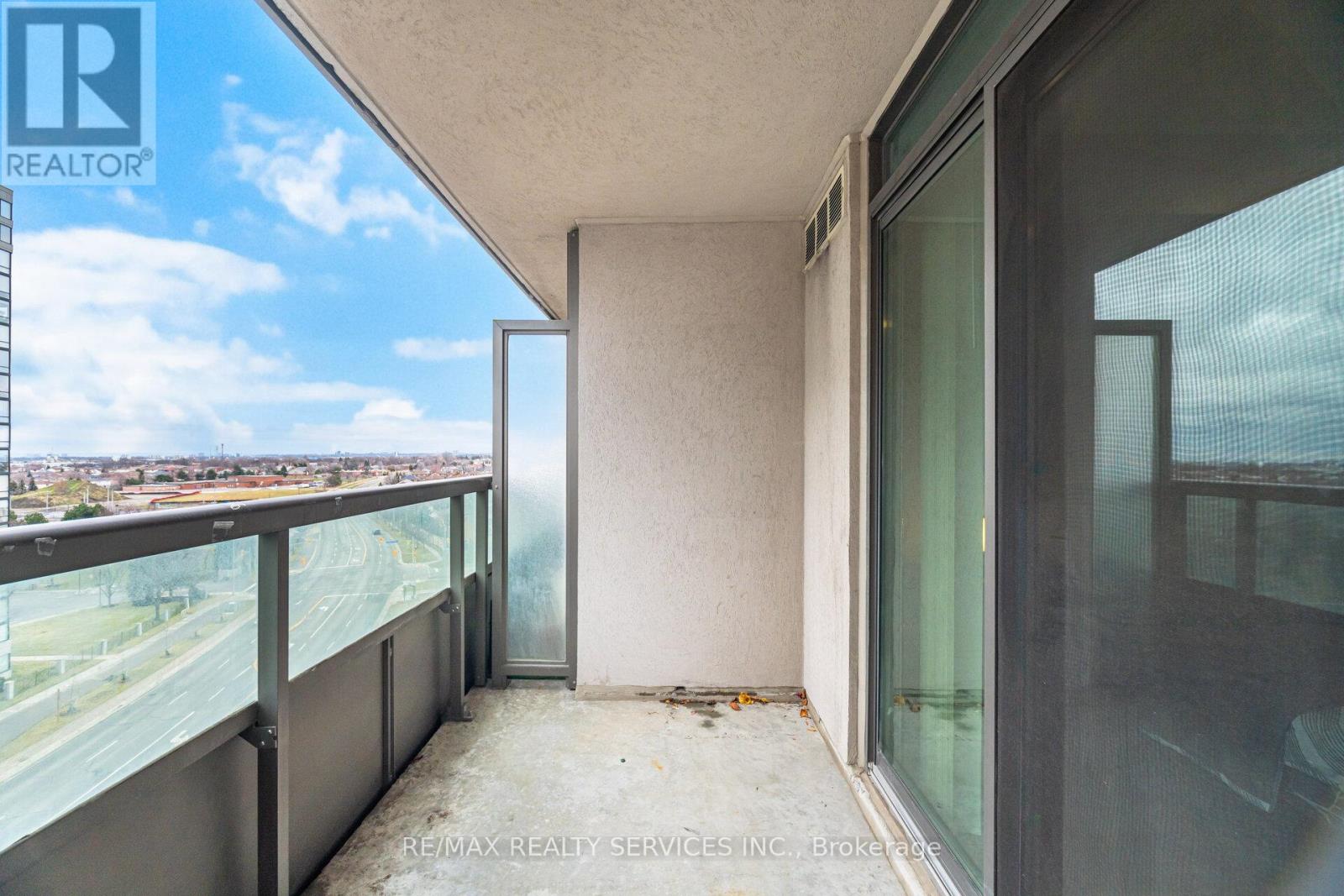 909 - 335 Rathburn Road W, Mississauga, Ontario  L5B 0C8 - Photo 19 - W12699548