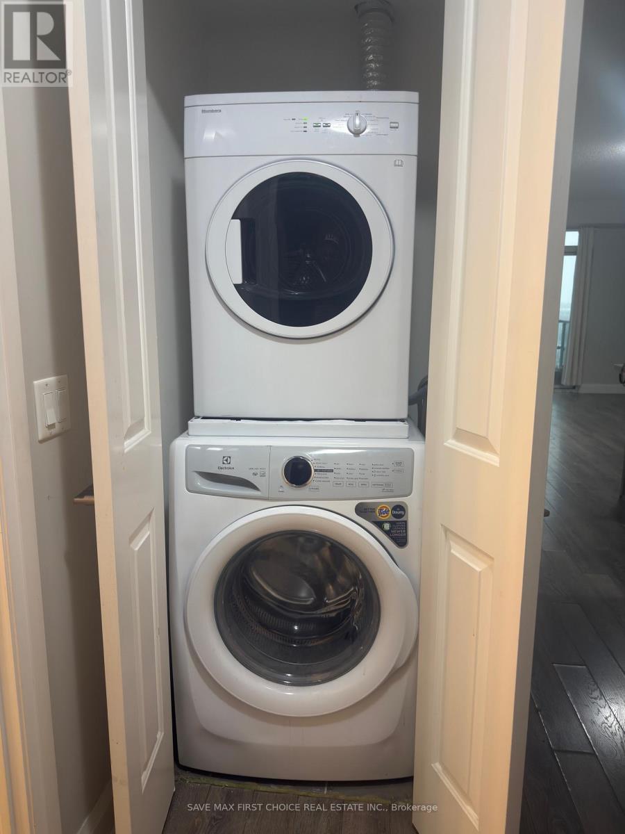 1105 - 55 Yorkland Boulevard, Brampton, Ontario  L6P 4K9 - Photo 10 - W12699554