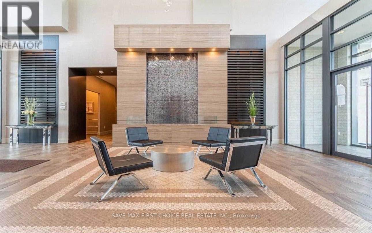 1105 - 55 Yorkland Boulevard, Brampton, Ontario  L6P 4K9 - Photo 4 - W12699554