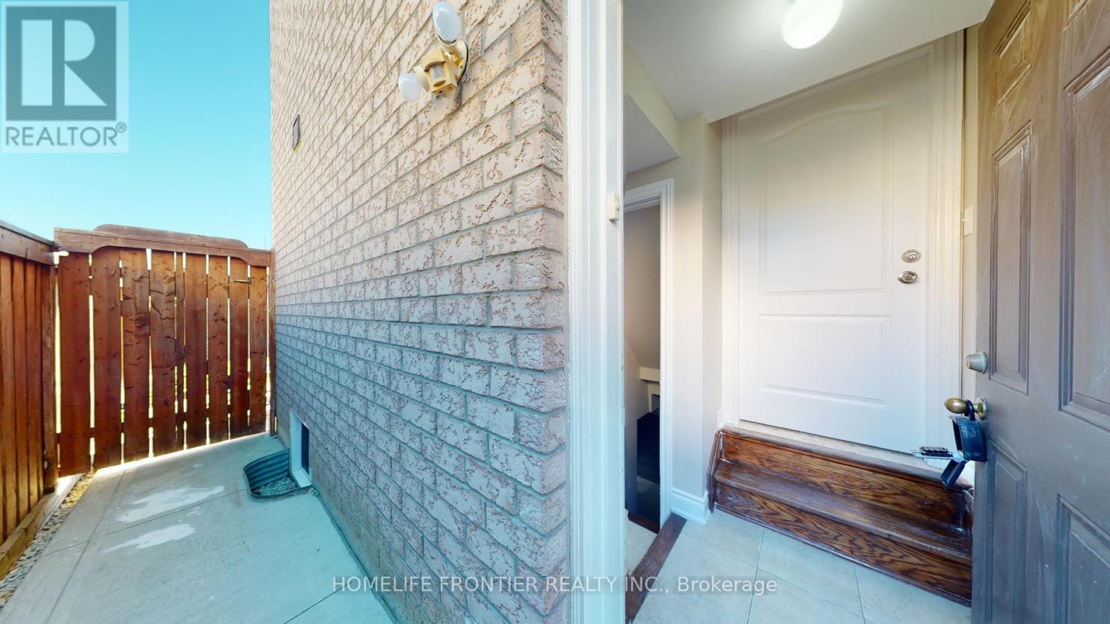 Bsmt - 395 Mountainash Road, Brampton, Ontario  L6R 0Z3 - Photo 14 - W12699568