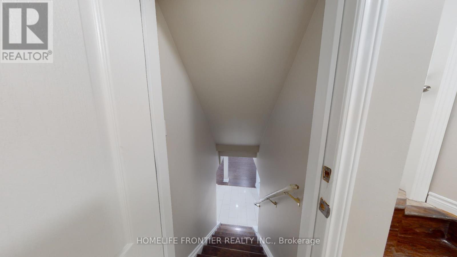 Bsmt - 395 Mountainash Road, Brampton, Ontario  L6R 0Z3 - Photo 15 - W12699568