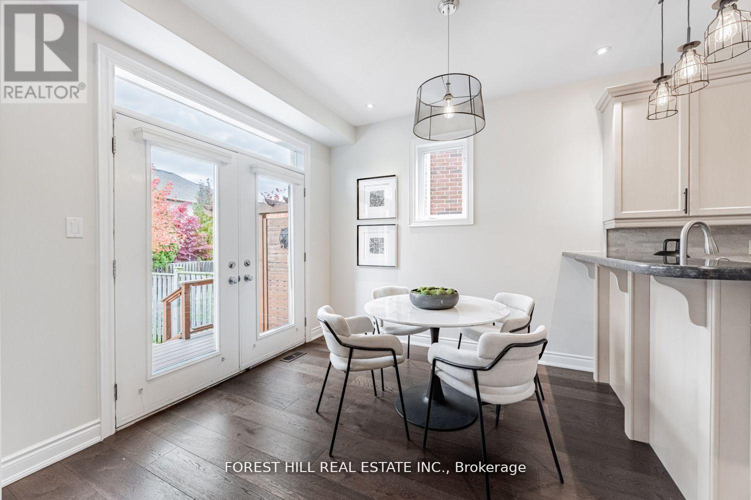 231 Butterfly Lane, Oakville, Ontario  L6L 6V4 - Photo 17 - W12699576