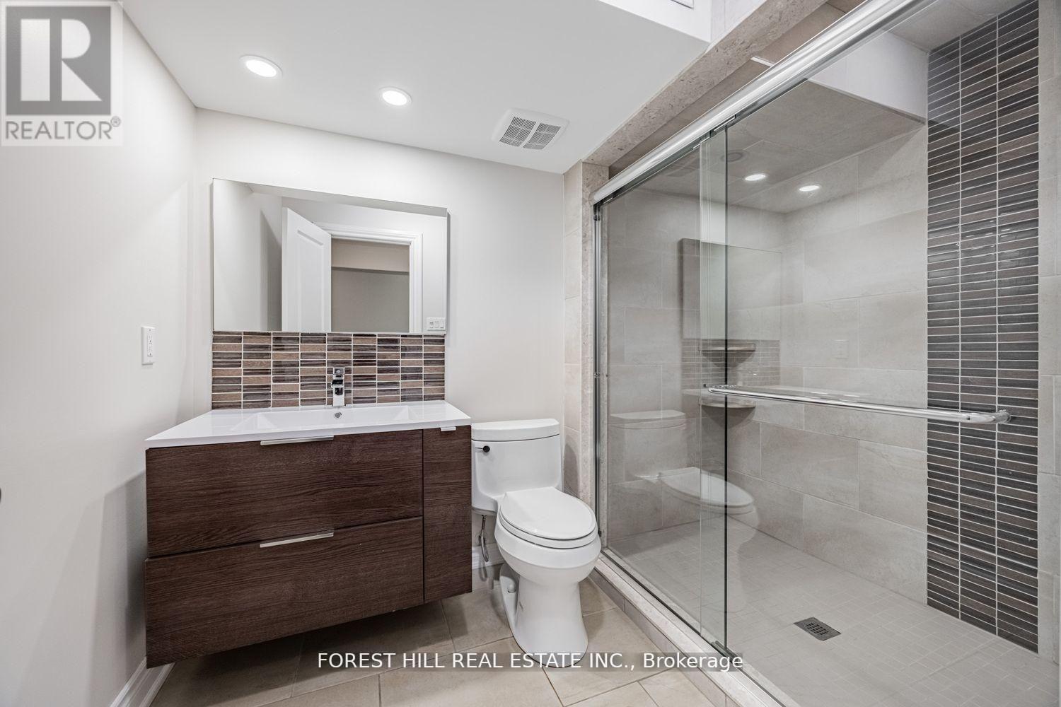 231 Butterfly Lane, Oakville, Ontario  L6L 6V4 - Photo 38 - W12699576