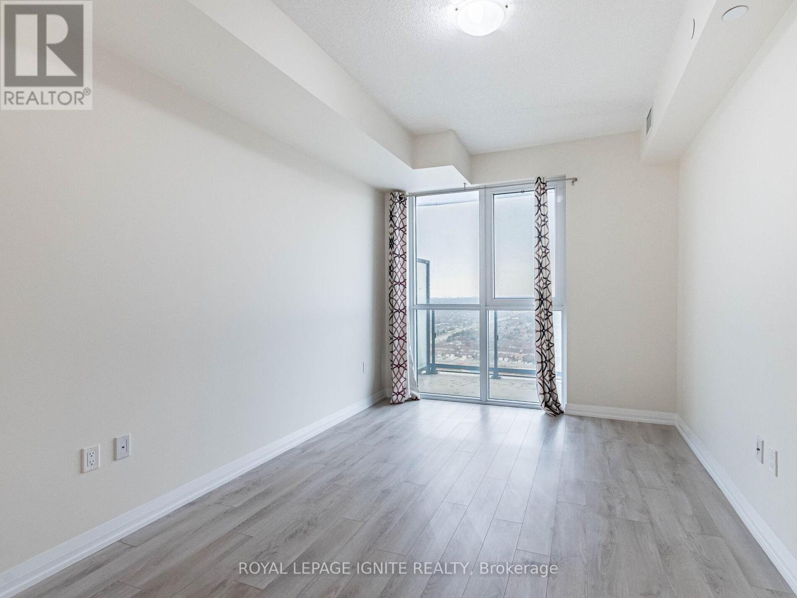 2516 - 35 Watergarden Drive, Mississauga, Ontario  L5R 0G8 - Photo 17 - W12699656