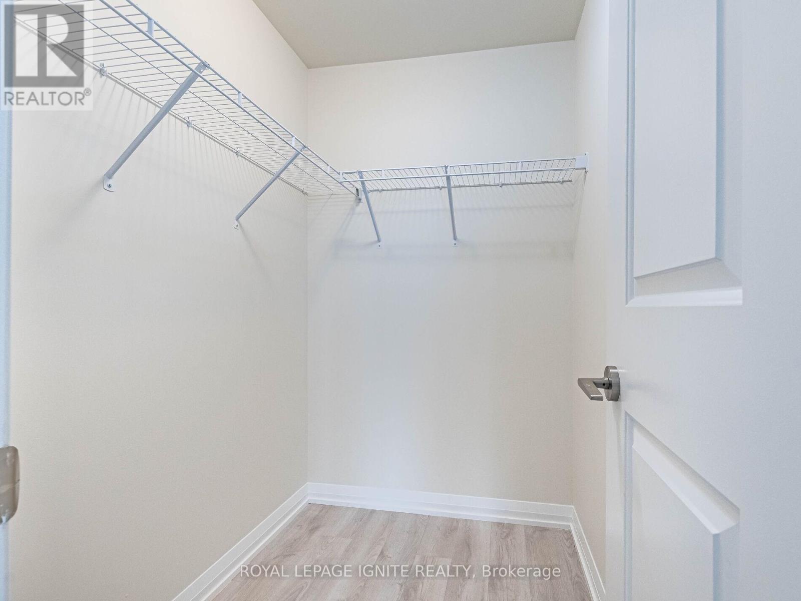 2516 - 35 Watergarden Drive, Mississauga, Ontario  L5R 0G8 - Photo 23 - W12699656