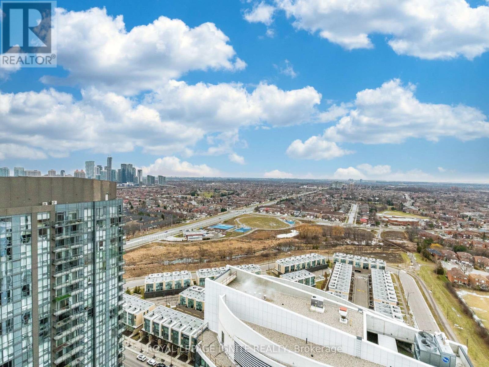 2516 - 35 Watergarden Drive, Mississauga, Ontario  L5R 0G8 - Photo 37 - W12699656