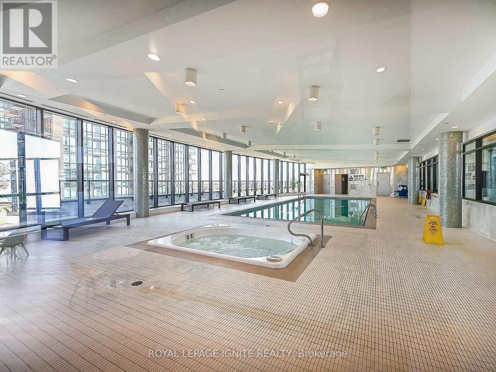 2516 - 35 Watergarden Drive, Mississauga, Ontario  L5R 0G8 - Photo 48 - W12699656