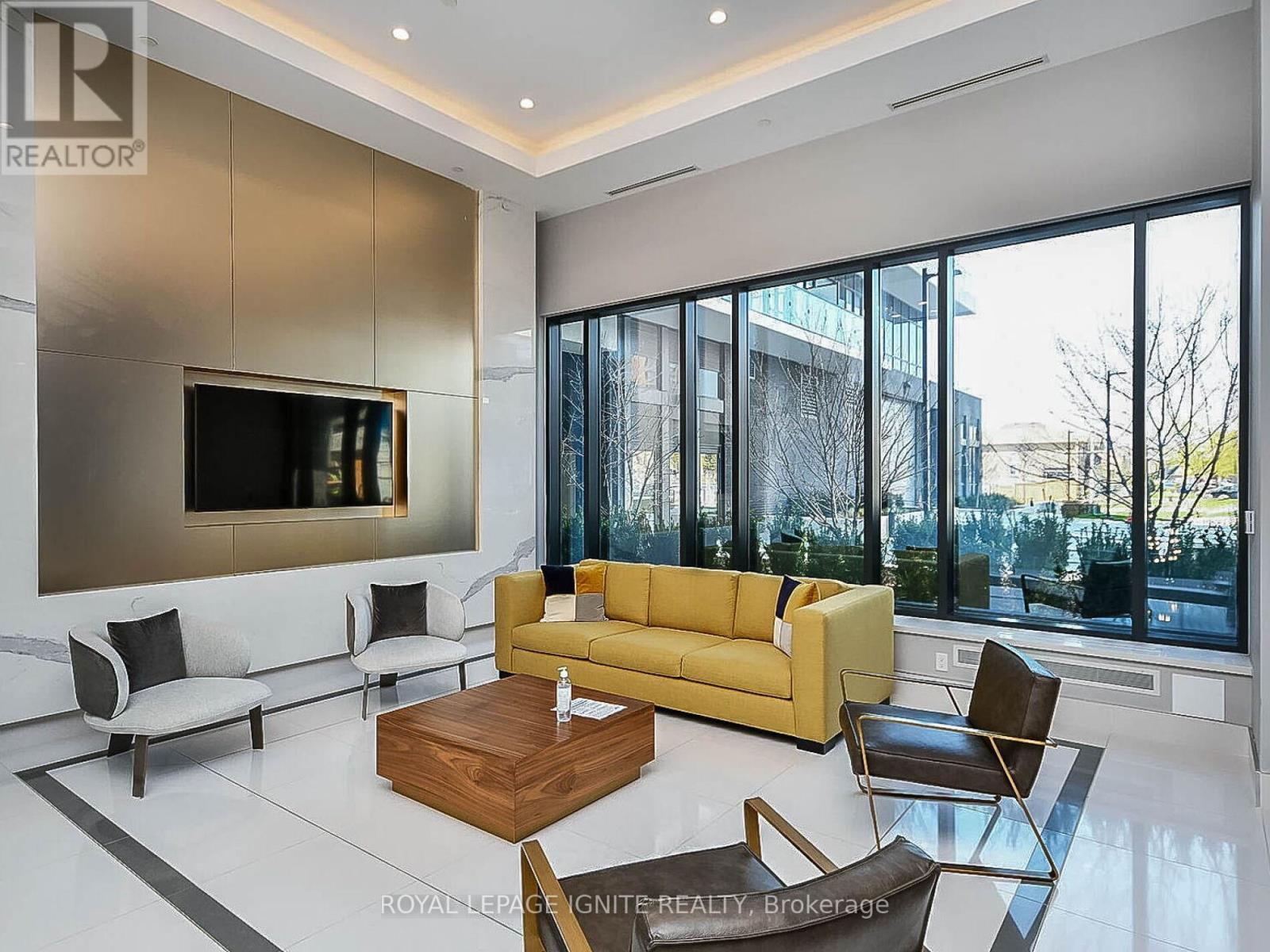 2516 - 35 Watergarden Drive, Mississauga, Ontario  L5R 0G8 - Photo 5 - W12699656