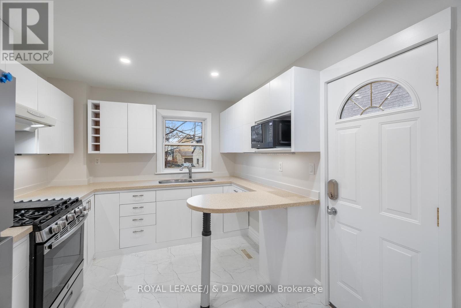 1132a Dovercourt Road, Toronto, Ontario  M6H 2X9 - Photo 13 - W12699720