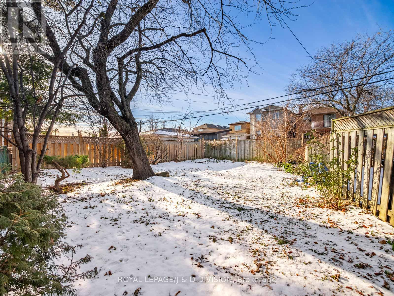 1132a Dovercourt Road, Toronto, Ontario  M6H 2X9 - Photo 34 - W12699720