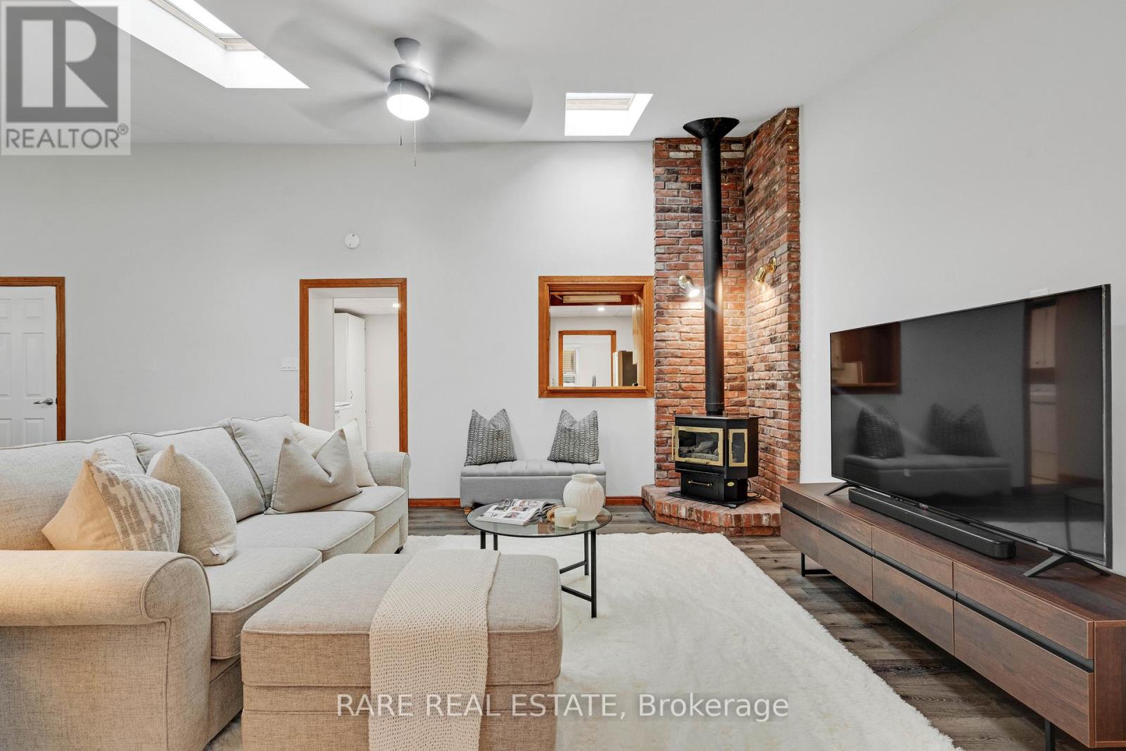 2073 Leighland Road, Burlington, Ontario  L7R 3S9 - Photo 16 - W12697110