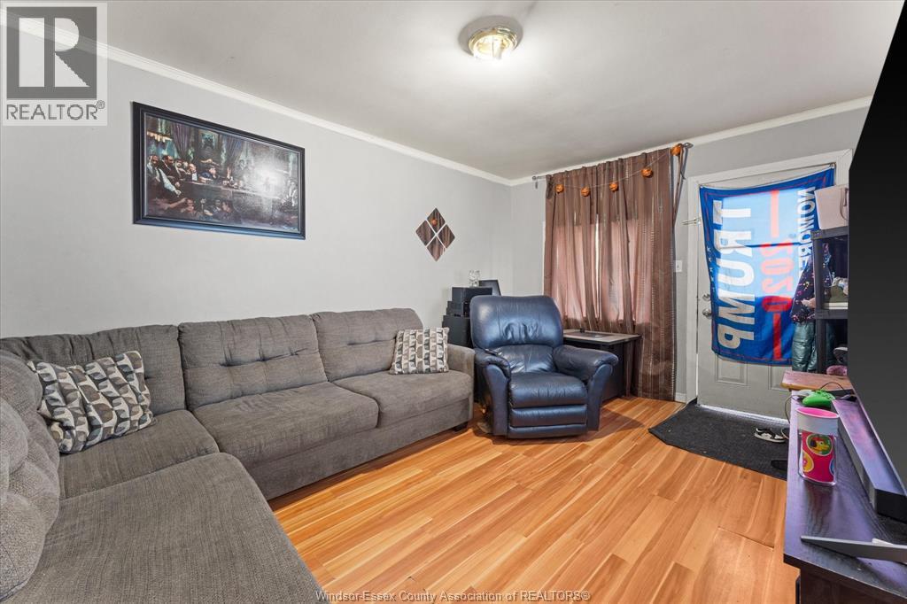 471 Tuscarora Street, Windsor, Ontario  N9A 3M1 - Photo 8 - 26001216