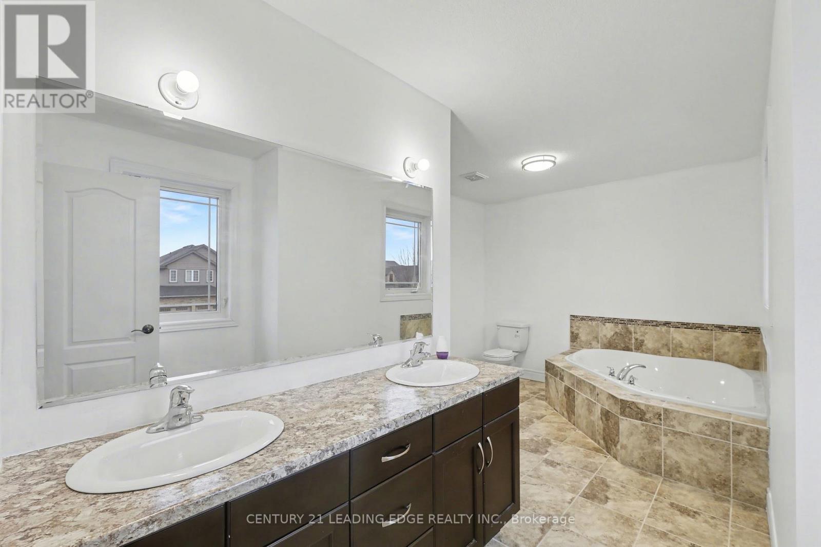 707 Halifax Road, Woodstock, Ontario  N4T 0C5 - Photo 27 - X12699536